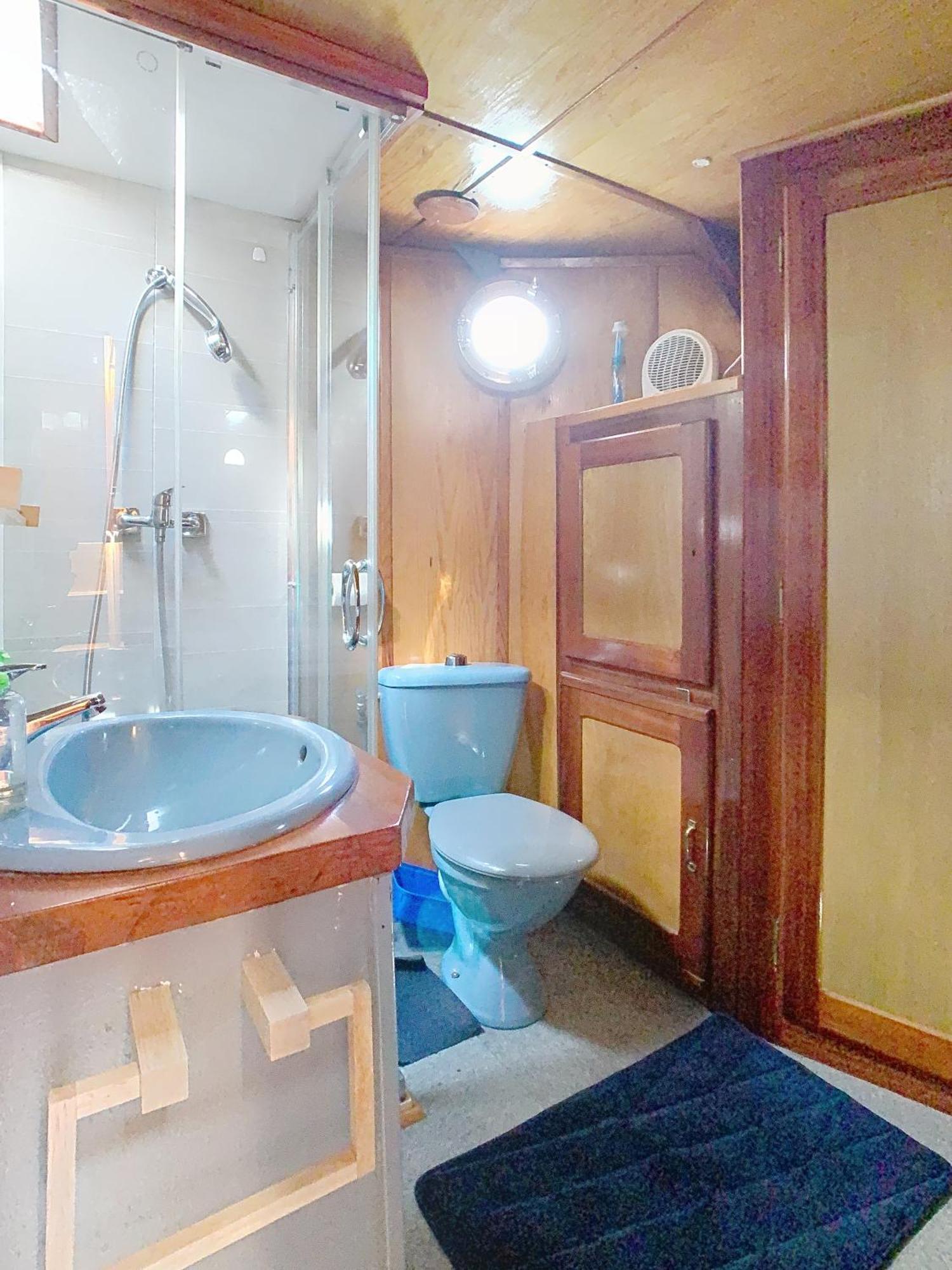 Hotel La Marquise à Melun Extérieur photo